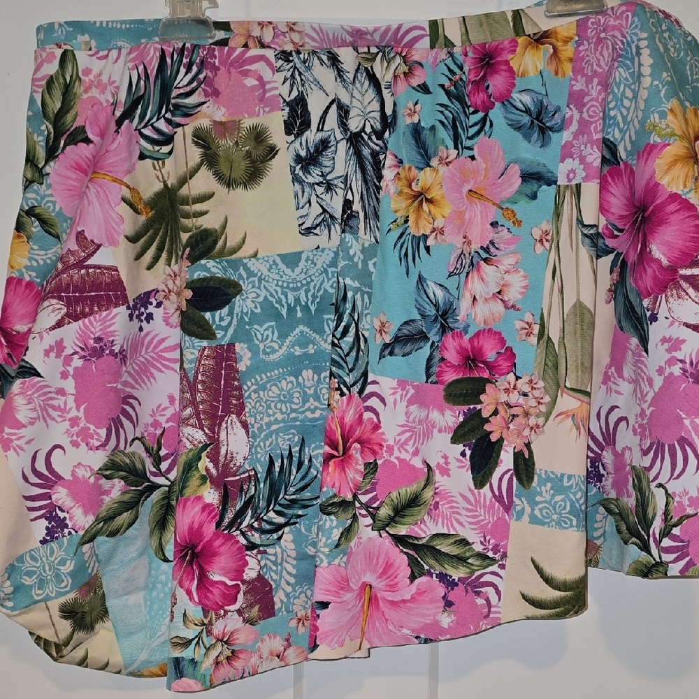 Torrid Floral V-Neck Bikini Set - Picture 11 of 12